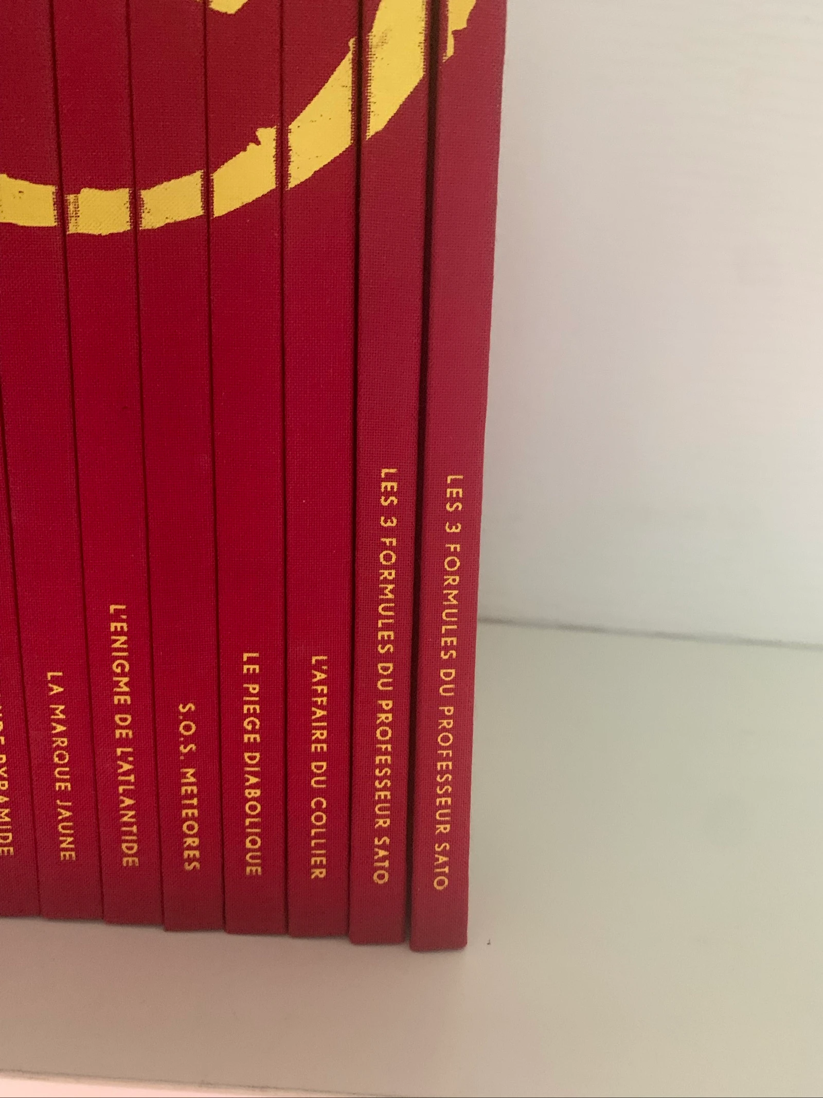Bd Integral Blake e Mortimer 12 volumes Jacobs - Capa dura vermelha com friso M amarelo - Le Monde – photo 3